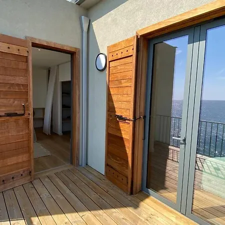 Prestige Au Bord De L'eau à Erbalunga * Erbalunga (Corsica)