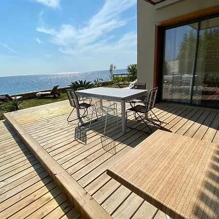 Villa Prestige Au Bord De L'eau à Erbalunga *